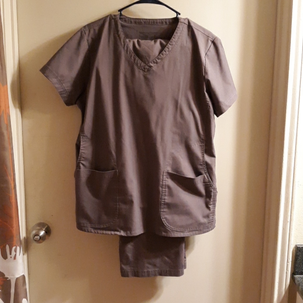 Women's scrub set